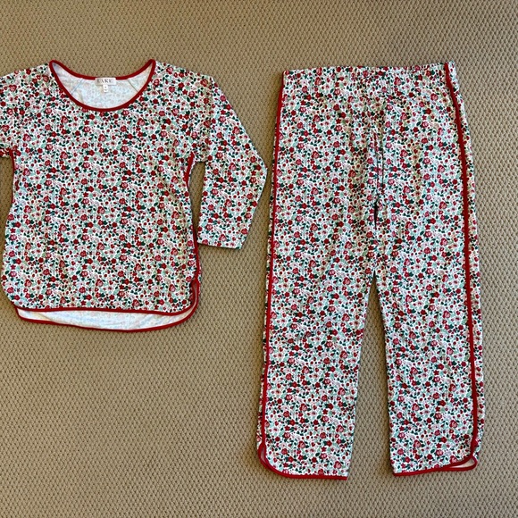 LAKE Other - Women's Floral Pajama Set - Red and White